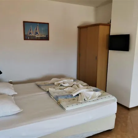 елена 3* Созопол