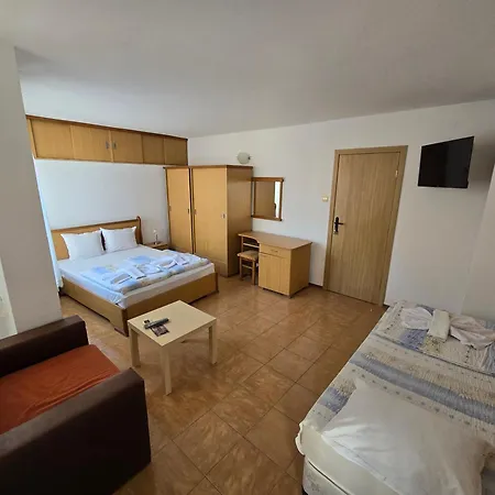 Къща за гости елена 3*